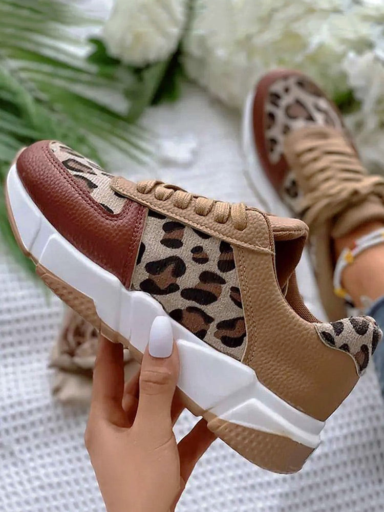 Zapatillas deportivas casuales de PU con estampado de leopardo