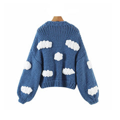 Niedliche Strickjacke mit offenen Ärmeln und Wolken-Nieten - Blau