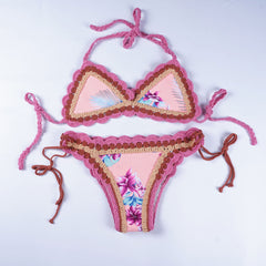 Neckholder-Bikini-Set mit Blumenmuster und Häkelmuster - Flower