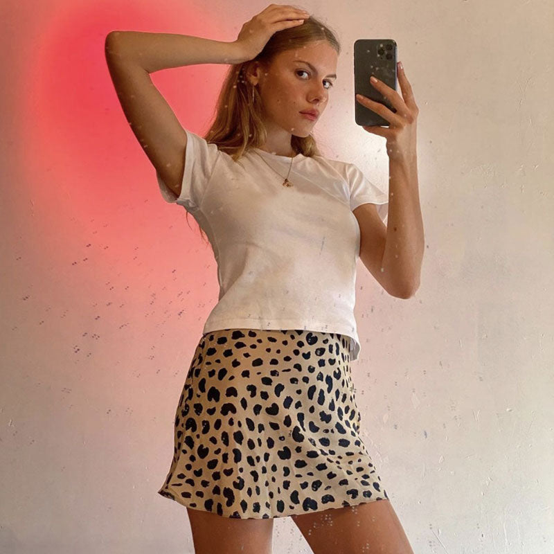 Vintage Leopard Printed High Waist A-Line Mini Satin Skirt - Coffee