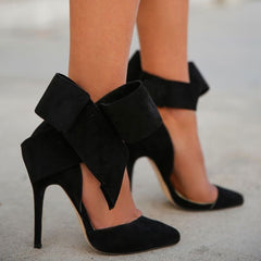 Vintage Wildleder Stiletto Heels mit spitzer Spitze und Knöchelriemen - Schwarz